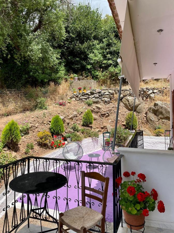 Guesthouse Lykourgos Mavrommátion Eksteriør bilde